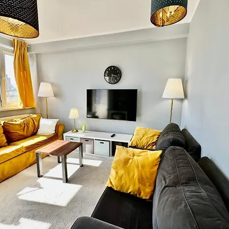 Appartement Gold 2 King Size Bed, Metro X2 Free Wifi, 50'tv Netflix, Hbo, Appletv+ Varsovie