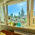 아파트 Gold 2 King Size Bed, Metro X2 Free Wifi, 50'tv Netflix, Hbo, Appletv+ *