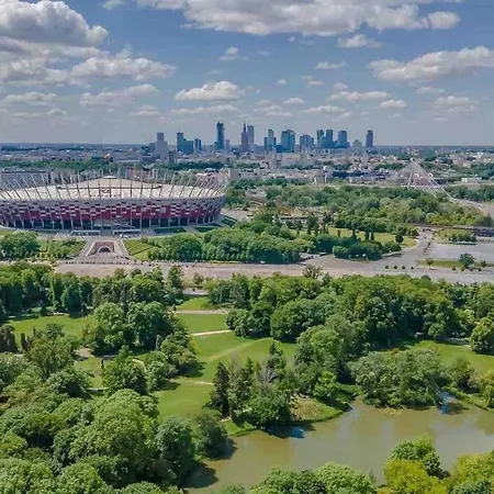 Gold 2 King Size Bed, Metro X2 Free Wifi, 50'tv Netflix, Hbo, Appletv+ ワルシャワ