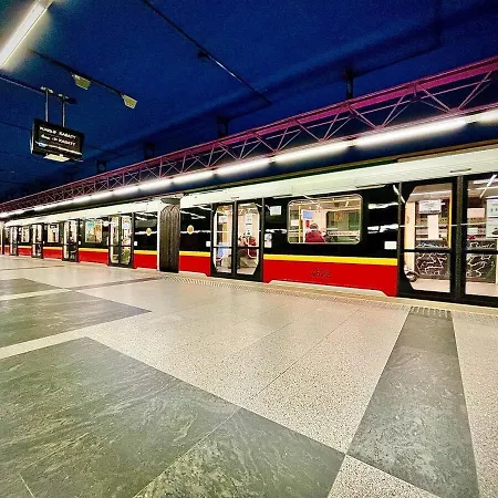 Gold 2 King Size Bed, Metro X2 Free Wifi, 50'tv Netflix, Hbo, Appletv+ アパート *