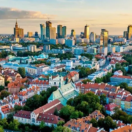 Gold 2 King Size Bed, Metro X2 Free Wifi, 50'tv Netflix, Hbo, Appletv+ * Warsaw